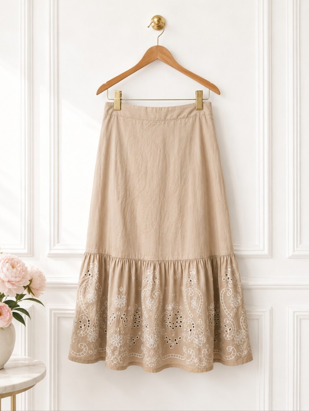 Moon River Embroidered Eyelet Cotton Maxi Skirt Tan | Size Medium - Picture 6 of 11